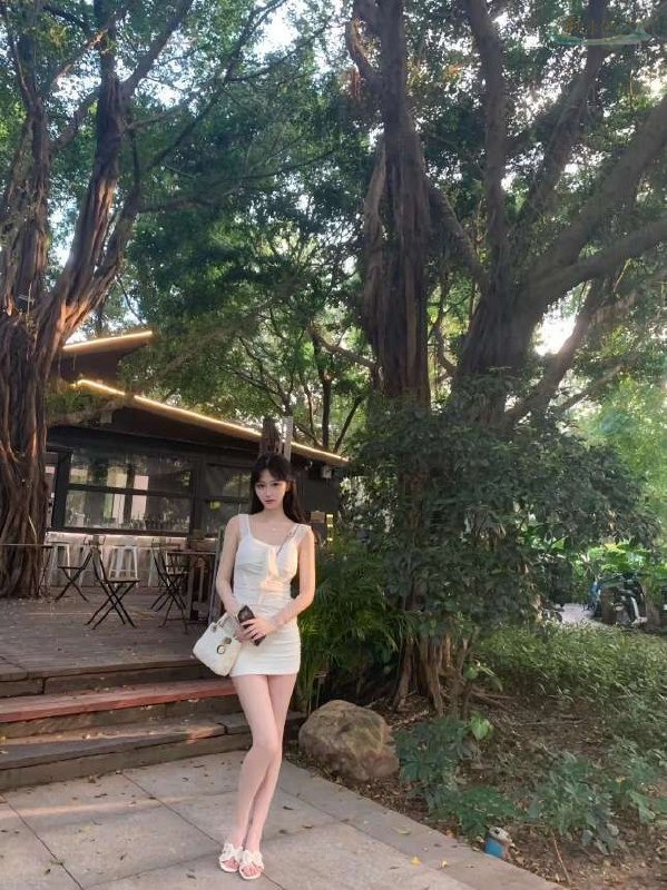 三亚温柔乖巧少女平面拍摄
