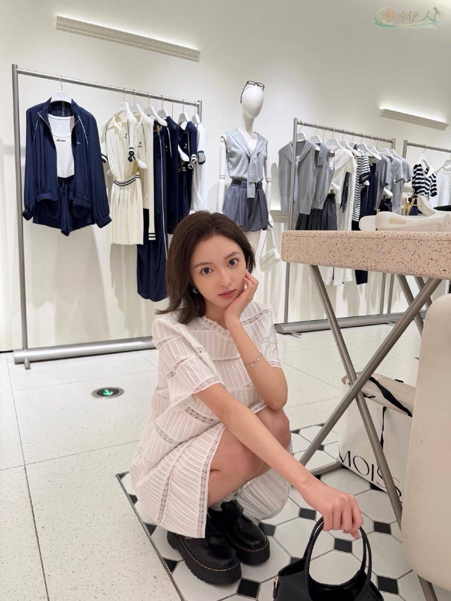 上海172cm女模特马甲线展示
