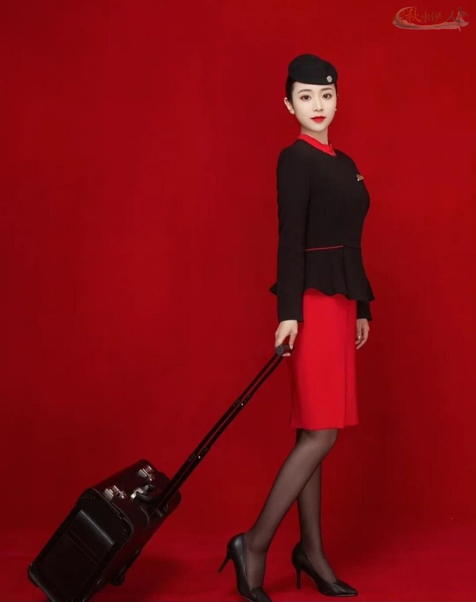 成都空姐御姐风格硬五颜值