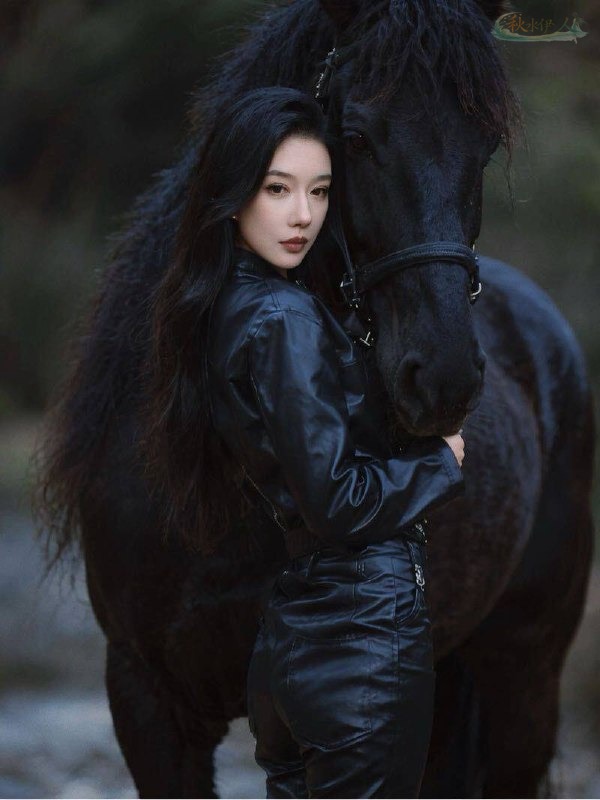 广州气质女神长腿写真街拍