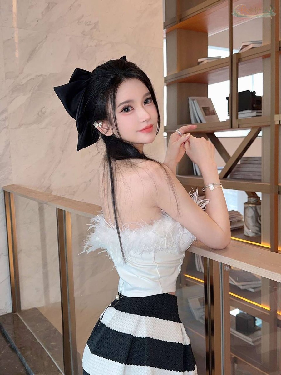 杭州健身模特A4腰展示