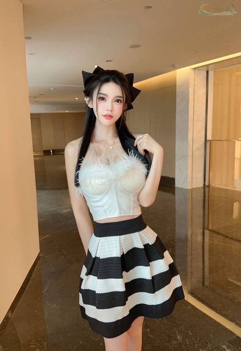 杭州蜜臀模特身材曲线