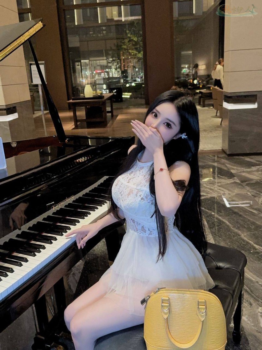 广州性感模特正面照