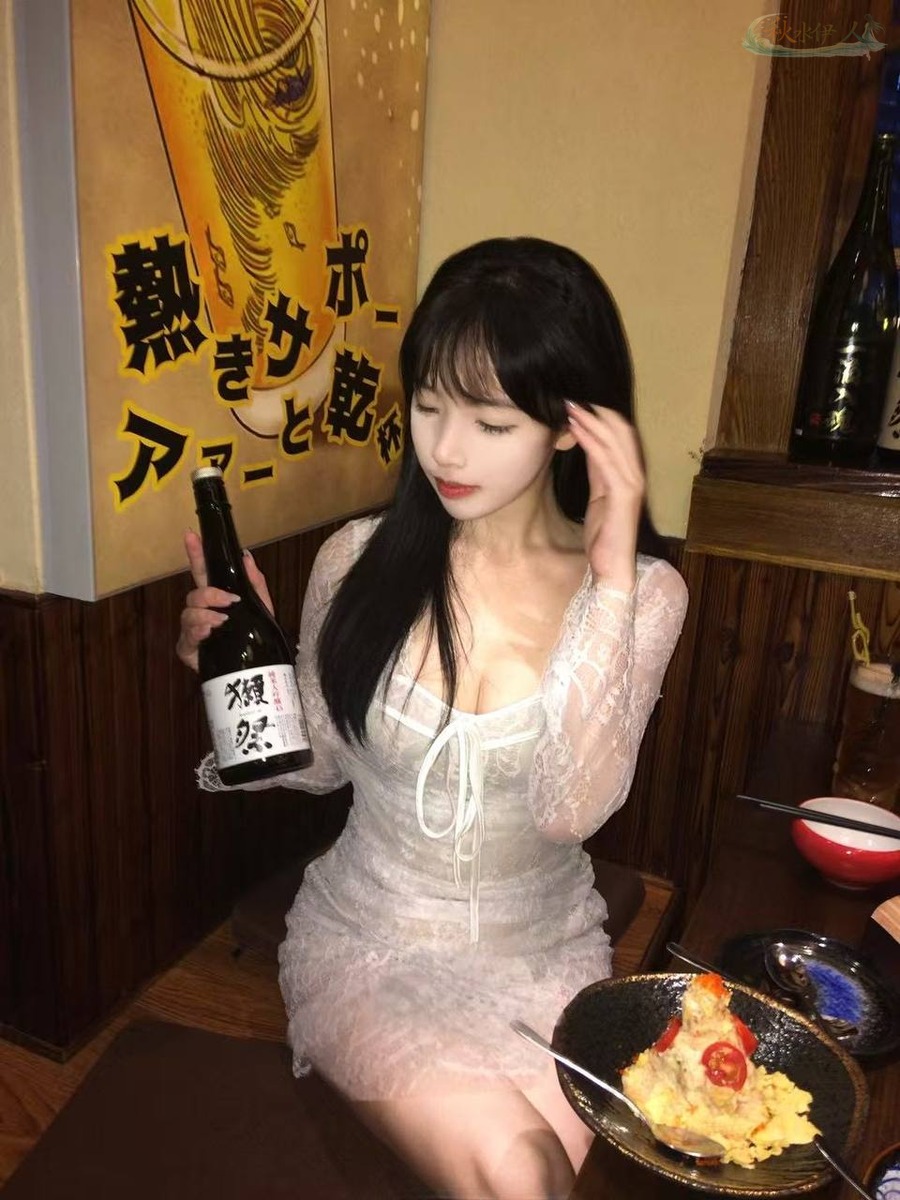 广州天然E杯模特气质照3