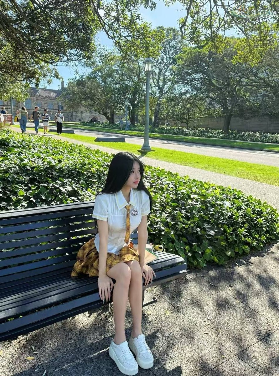 苏州邻家妹妹模特全身照