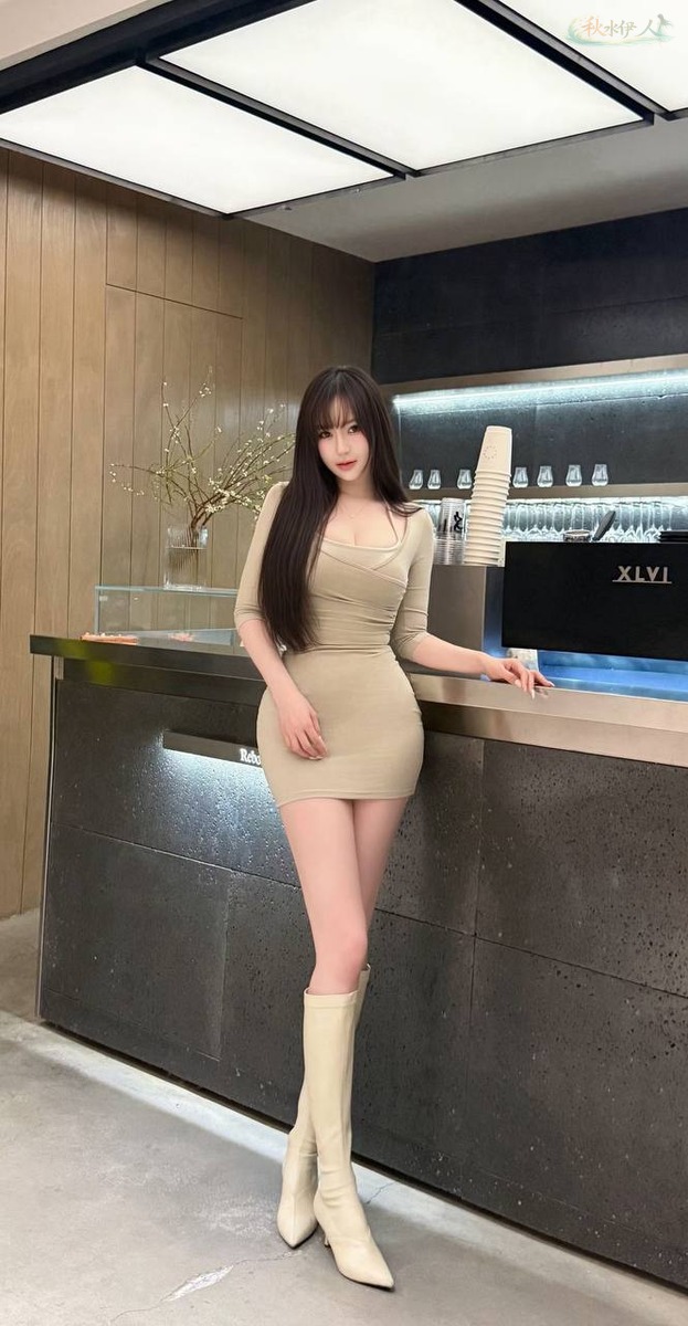杭州高挑女神日常穿搭