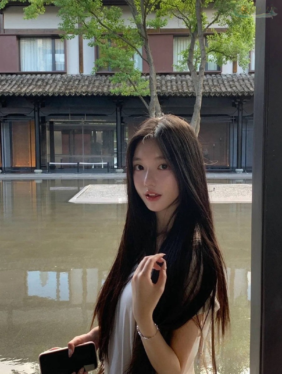 上海纯天然模特身材展示2