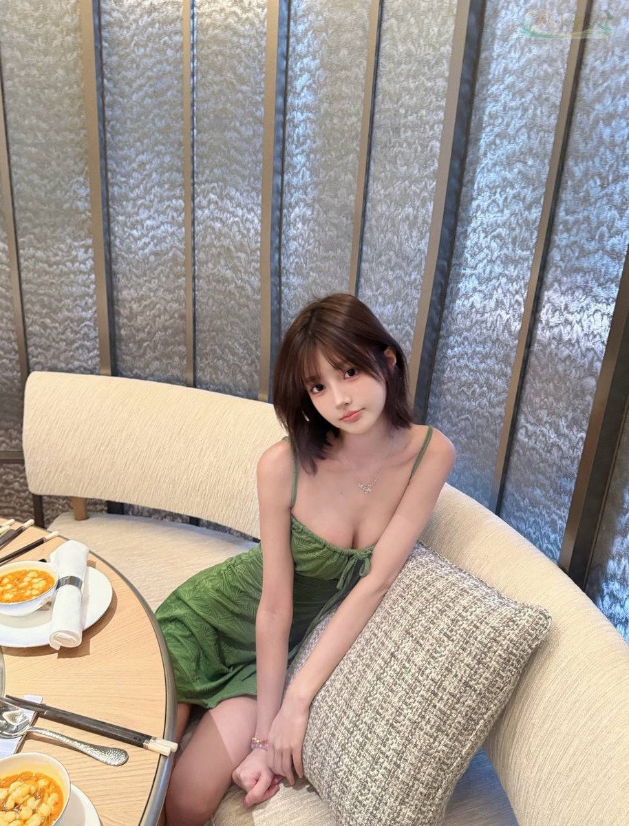 深圳模特推荐 短发少女 170cm 身材火辣 D杯