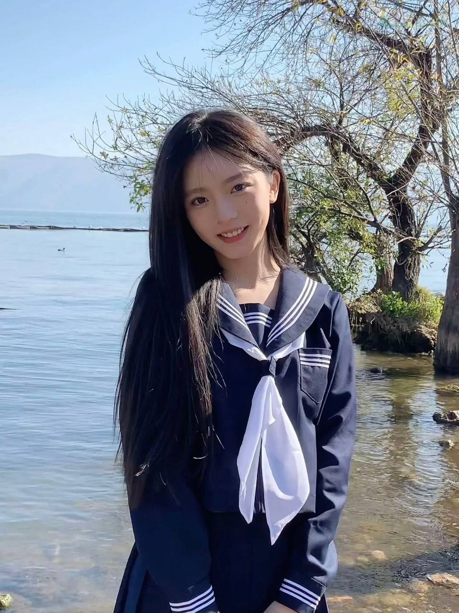 北京中戏表本学生模特清新写真