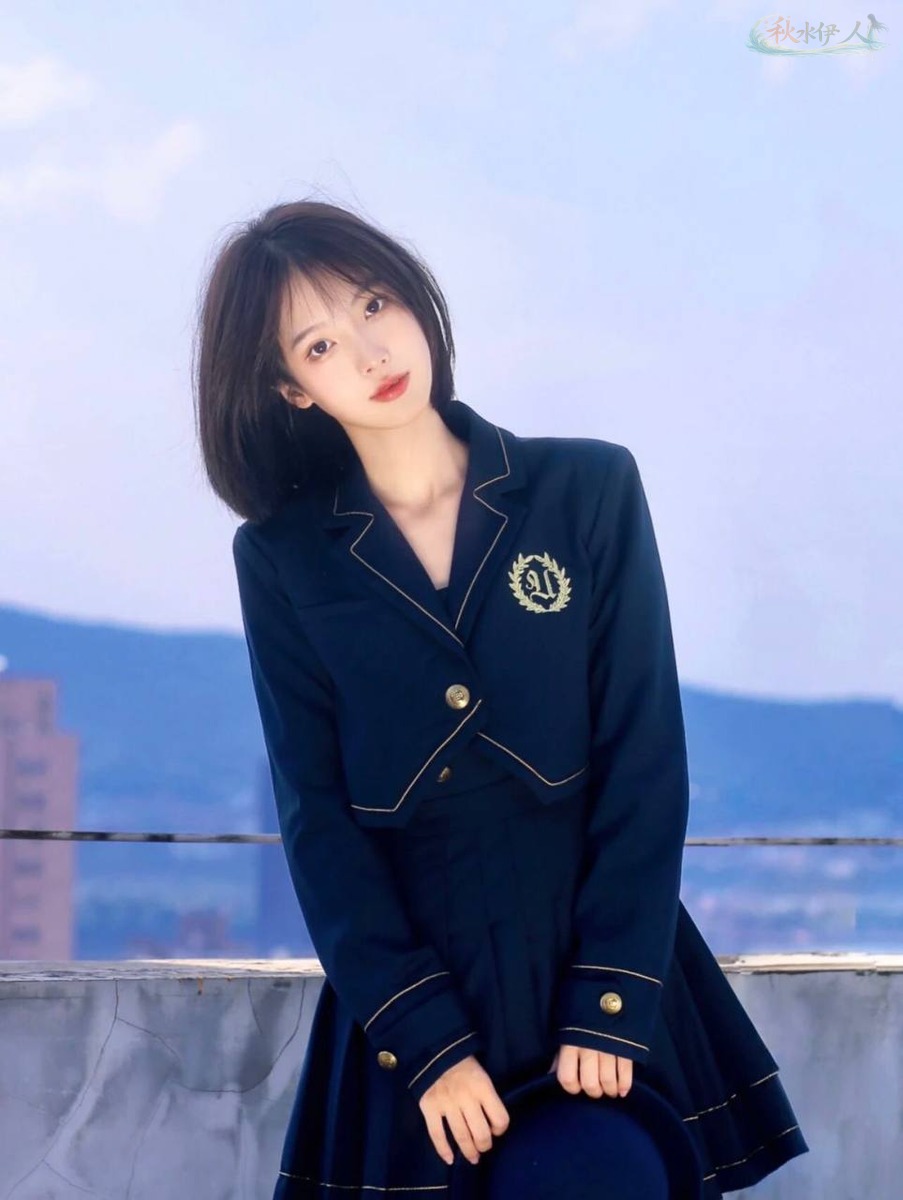 深圳纯欲模特大长腿街拍