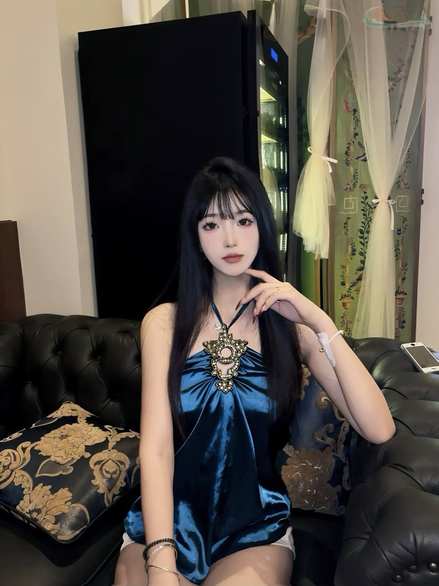 广州精致五官模特C罩杯美乳
