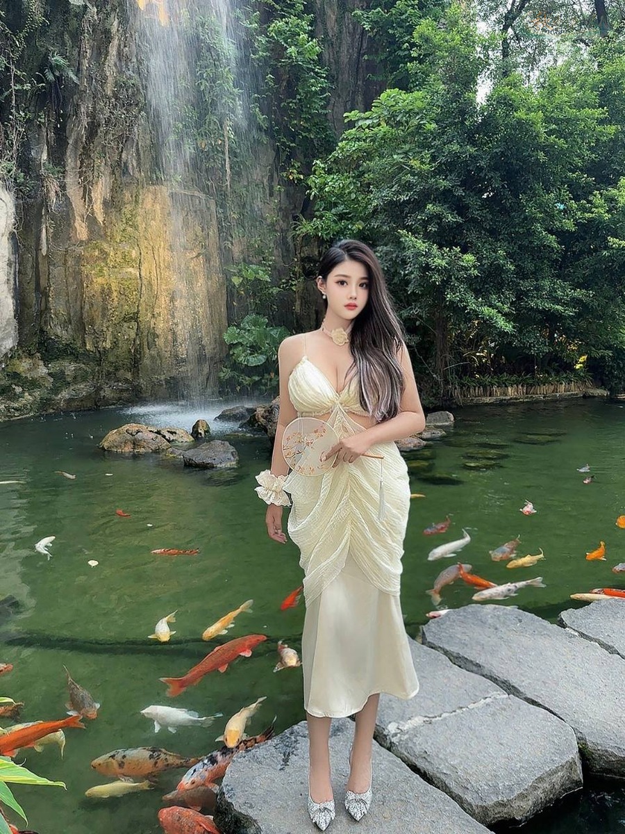 广州大G身材模特街拍