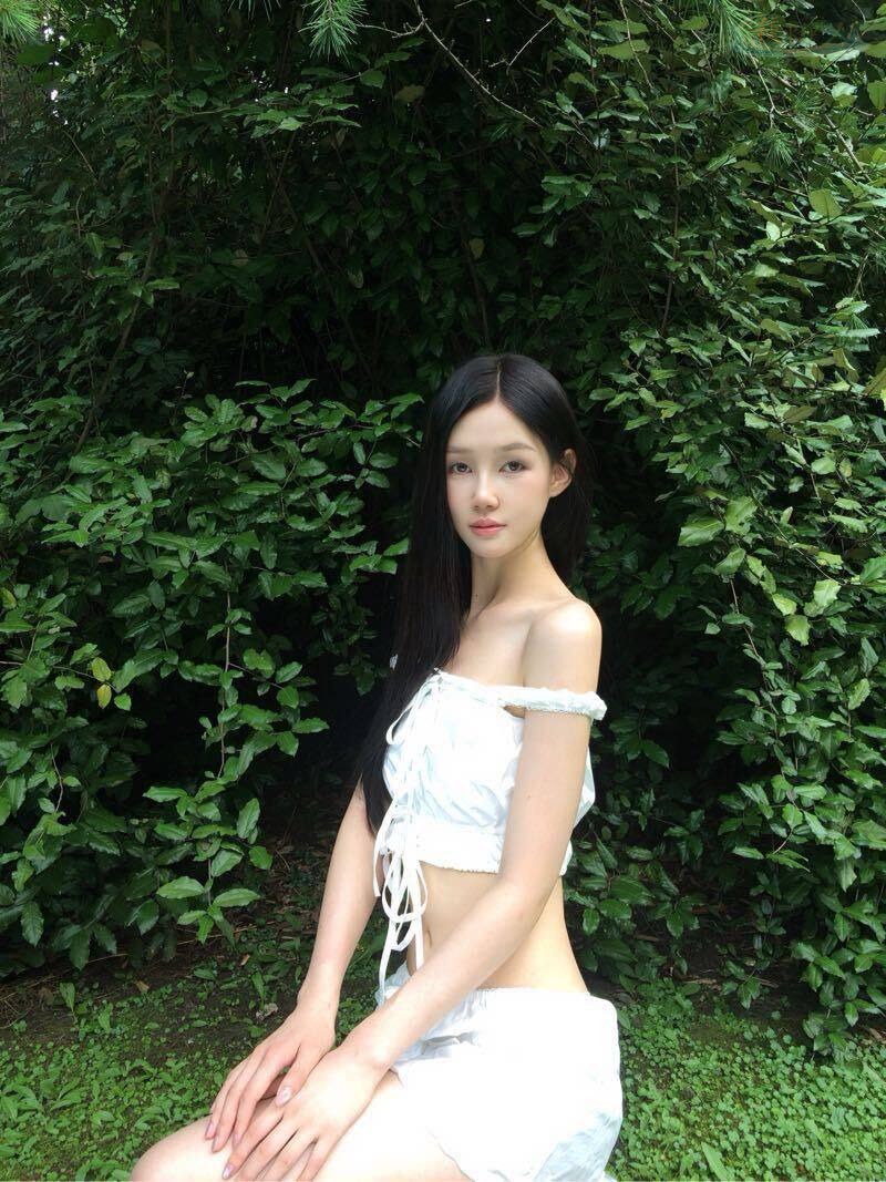广州175cm初恋女神街拍