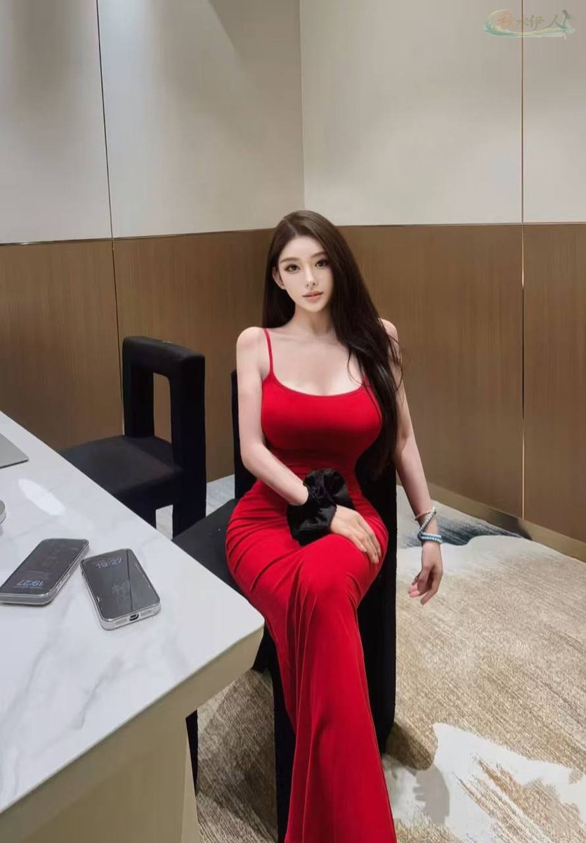 上海平面模特大胸御姐写真