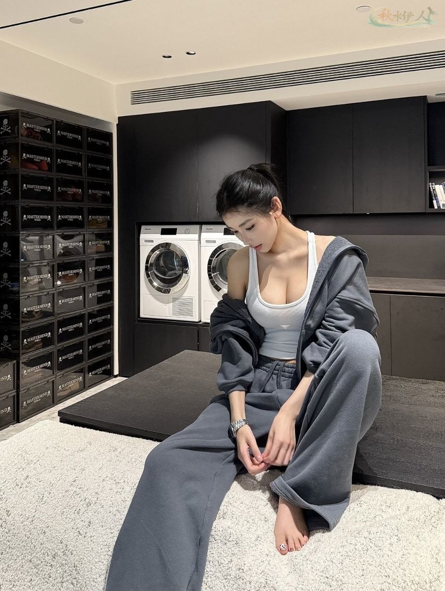 上海九头身车模御姐风格