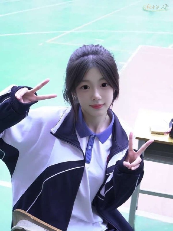 杭州清纯甜美模特街拍写真