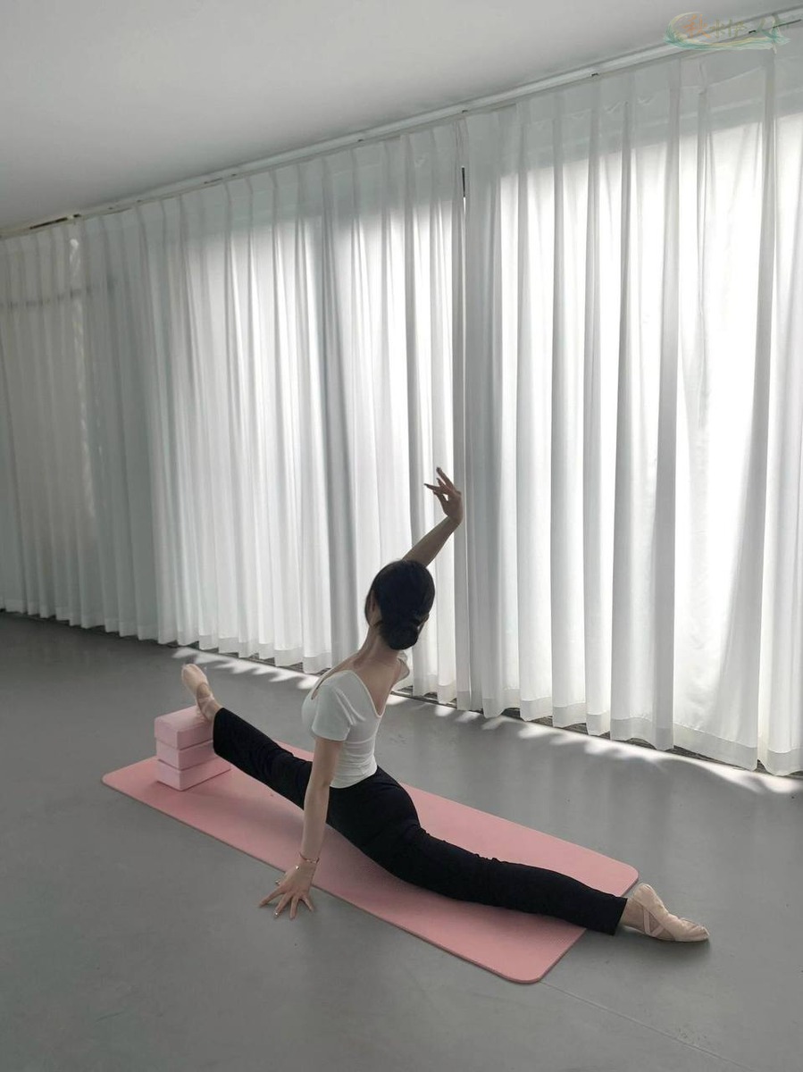 广州全脸原装美女模特
