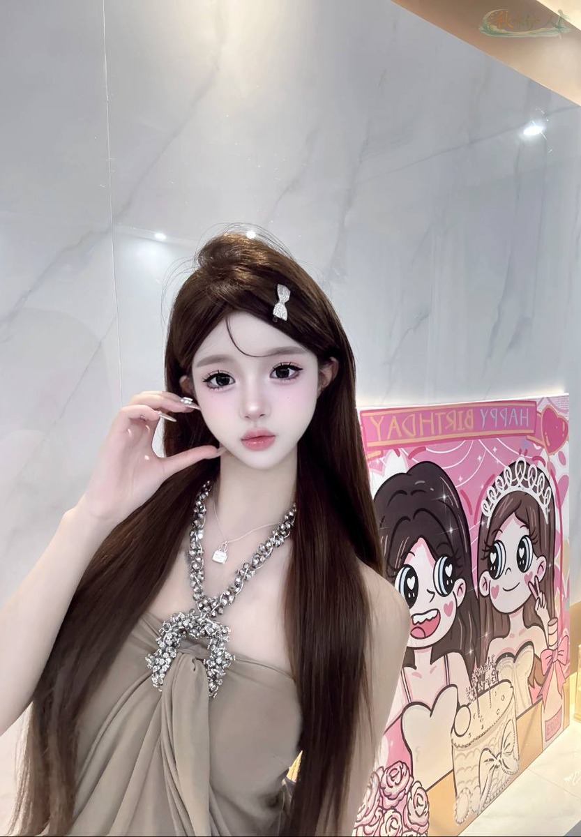 广州D杯纯天然模特侧身照