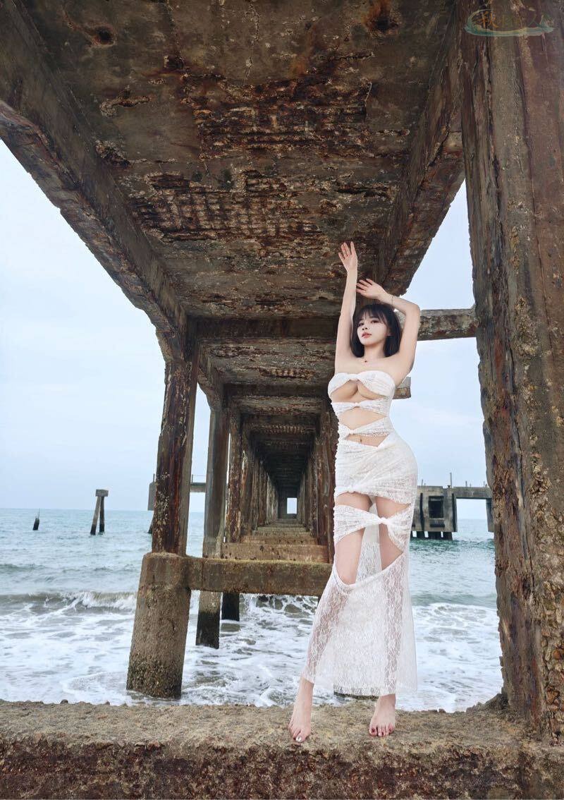广州高挑平面模特街拍写真