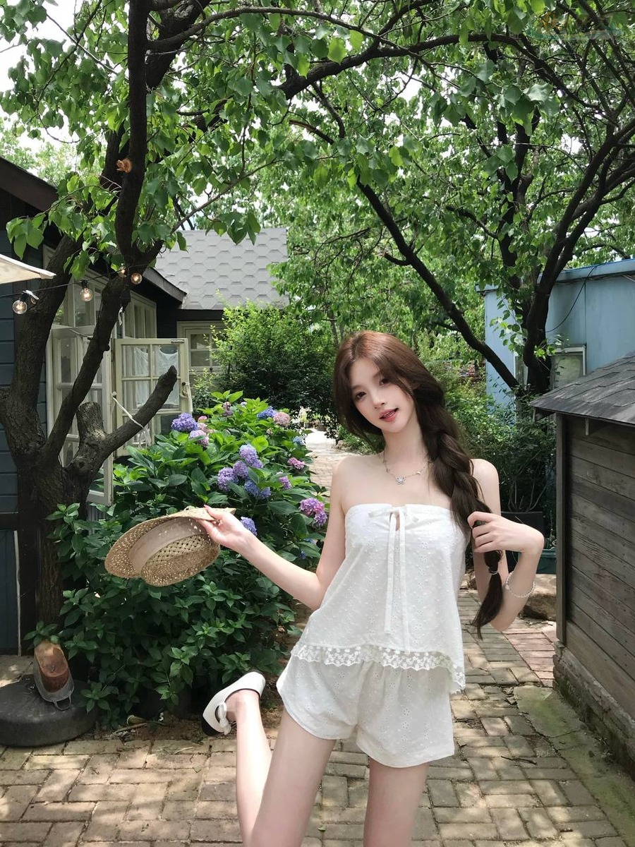 杭州冷白皮御姐模特写真大片
