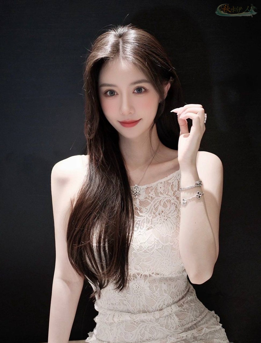 深圳高挑模特折角腰写真