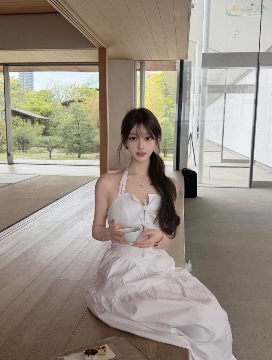 南京高挑美女A4腰气质大片