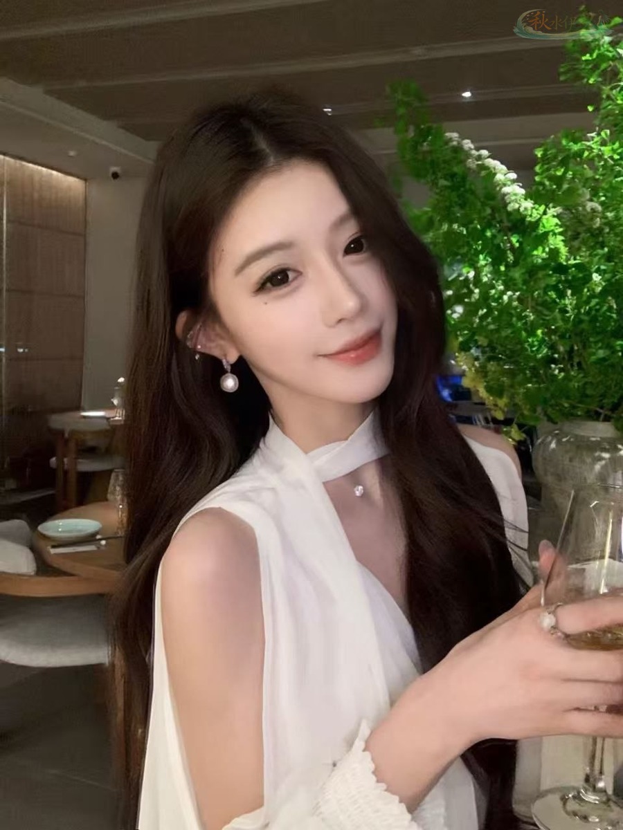 深圳D杯长腿模特氛围感写真