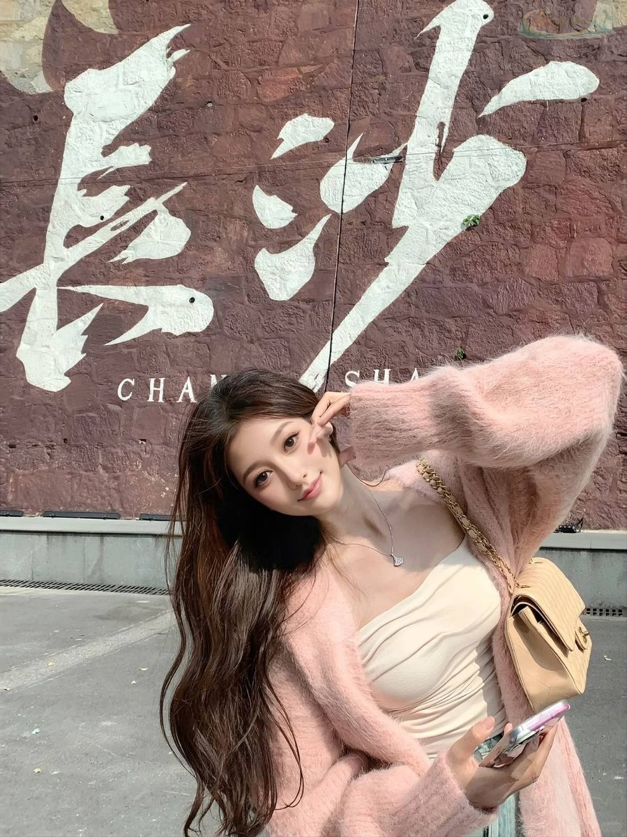 广州声音甜美模特温柔气质