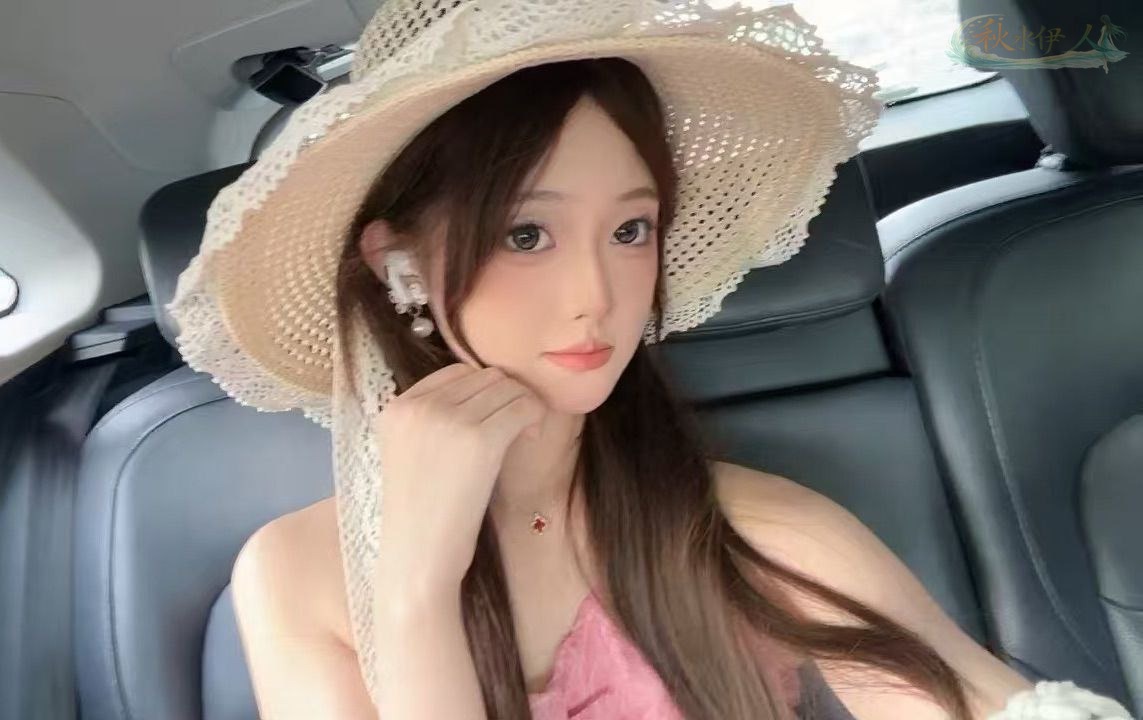 广州新人模特陈若萱侧面展示