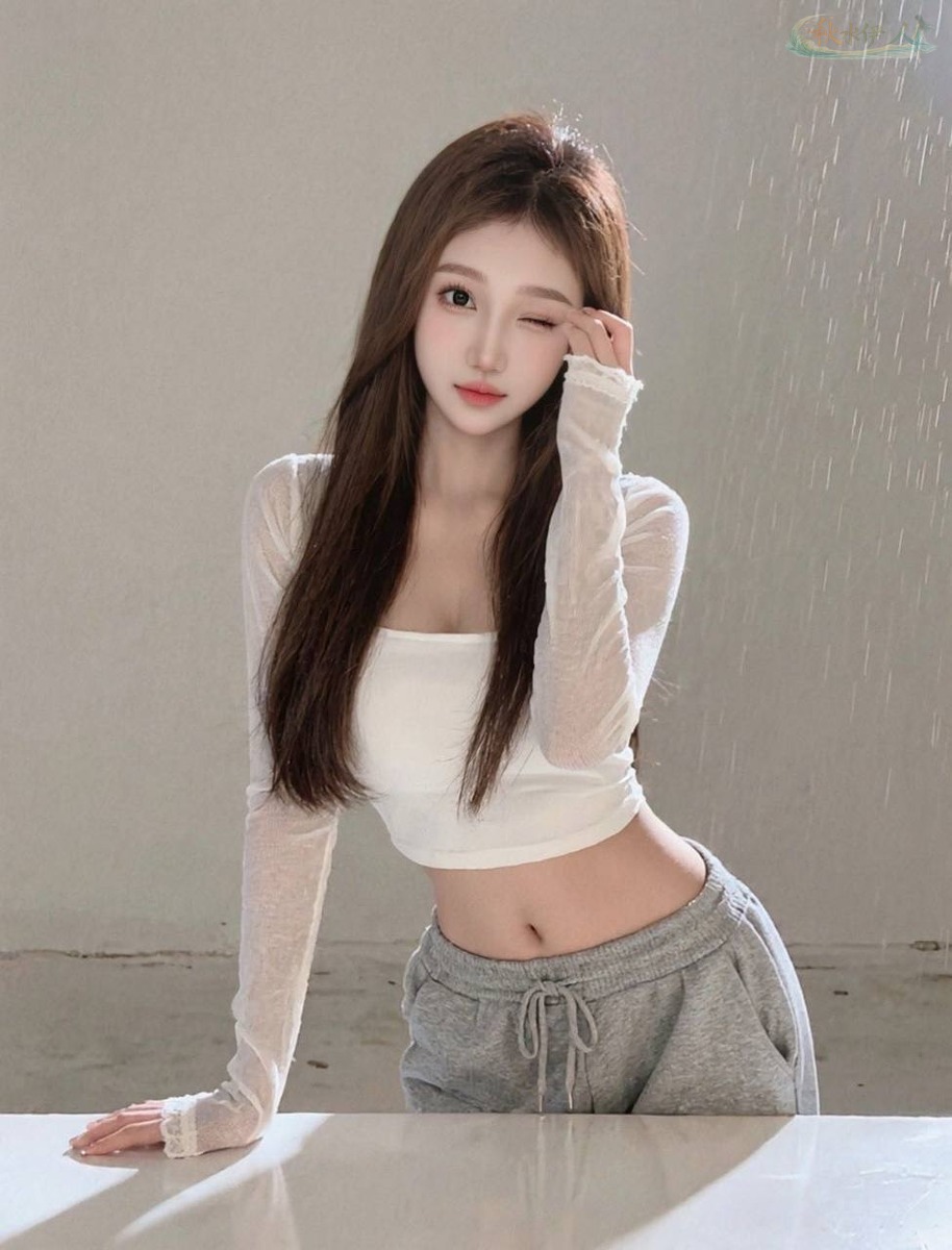 广州白嫩甜美女友感女孩