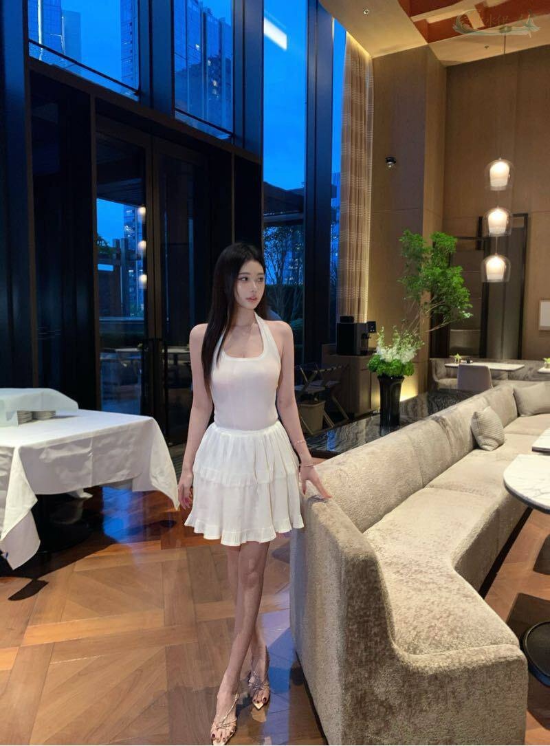 广州纯天然模特白皙皮肤写真