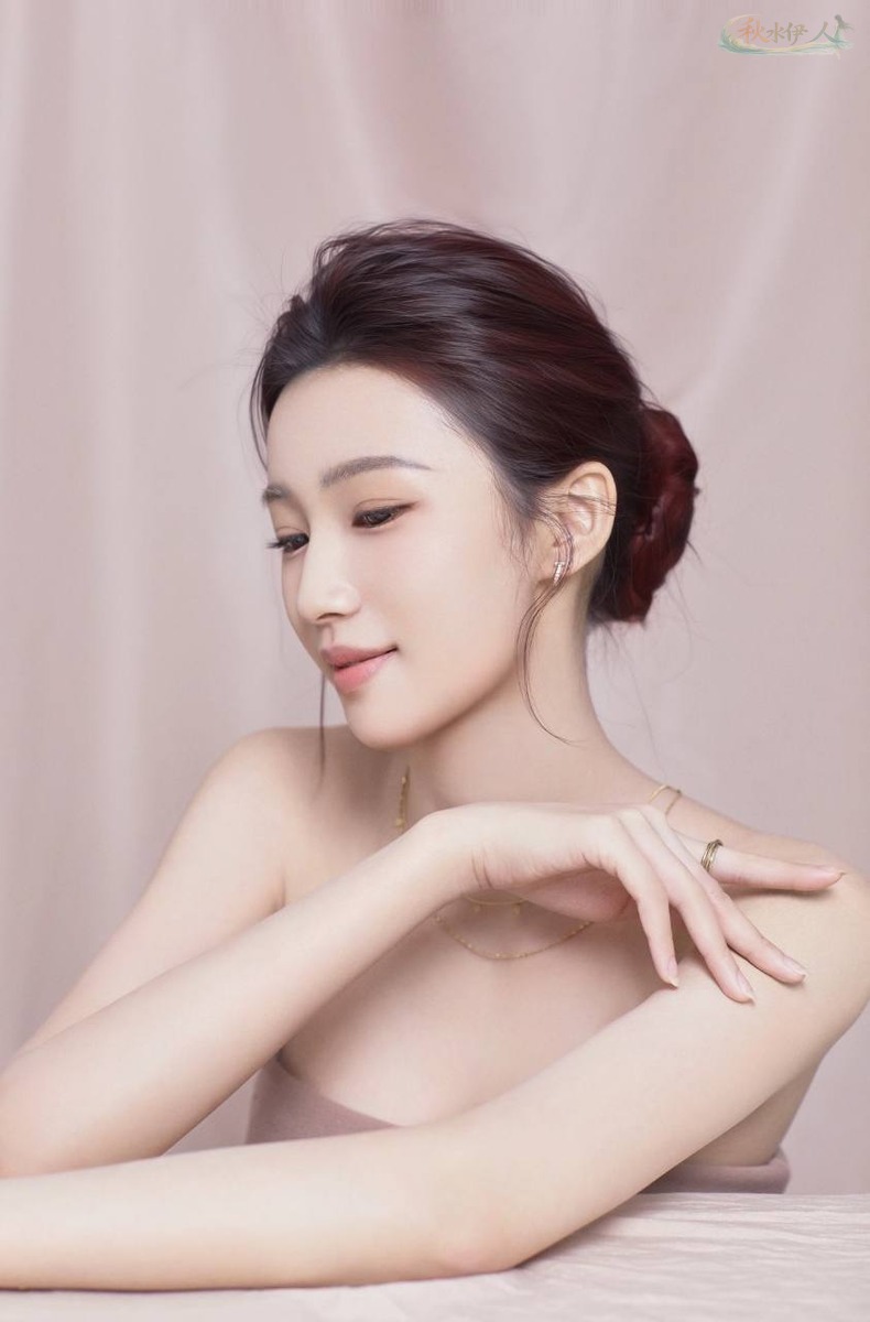 广州可盐可甜女模大片