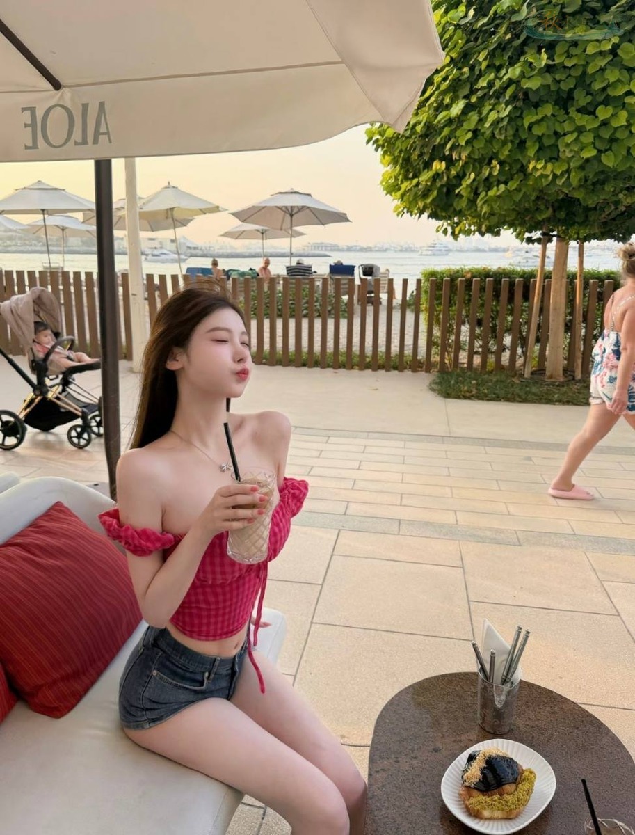 广州牛奶肌少女平面模特