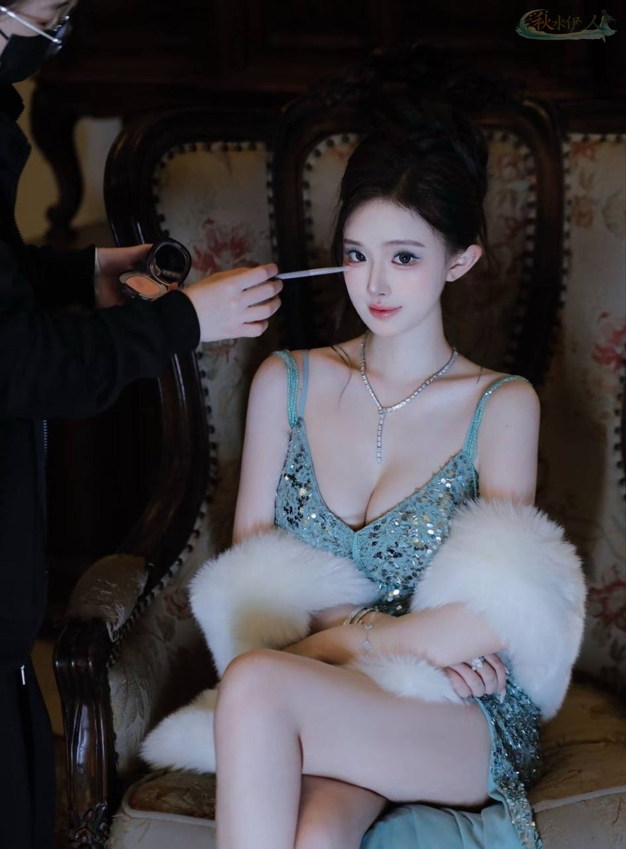 广州温柔知性女模写真大片