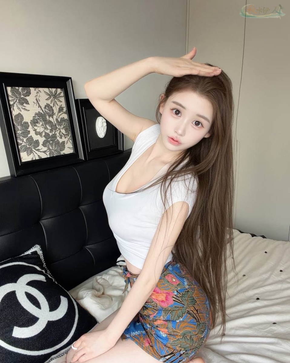 广州蜜桃臀模特身材展示