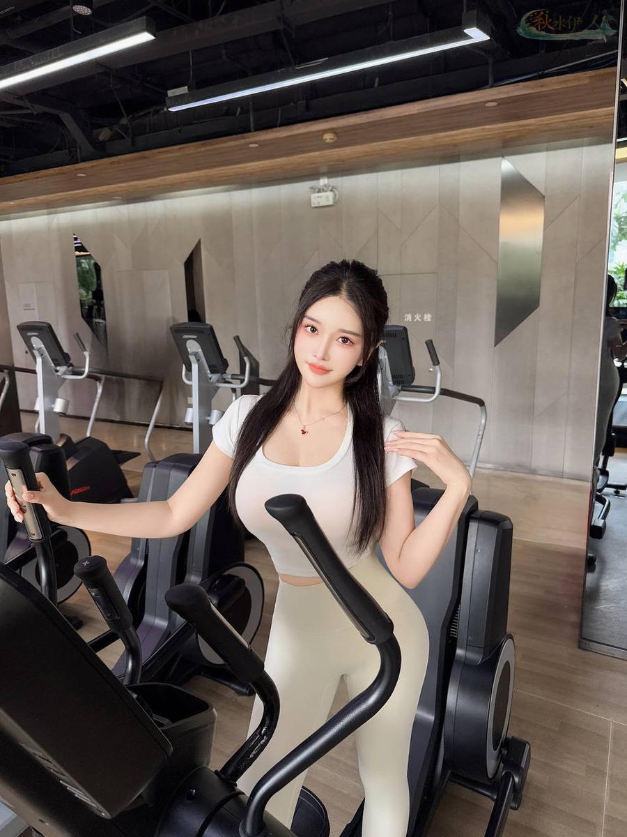 广州筷子腿平面模特外景拍摄