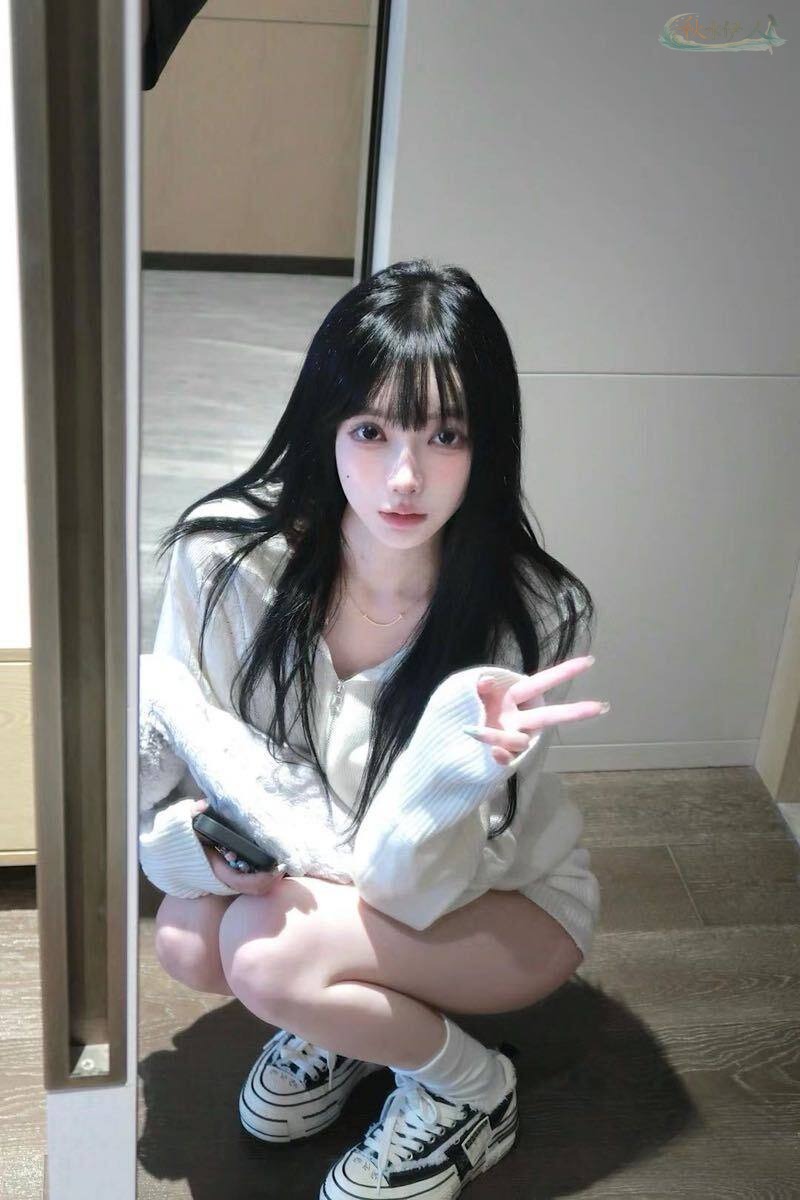 广州日系校花模特清纯写真