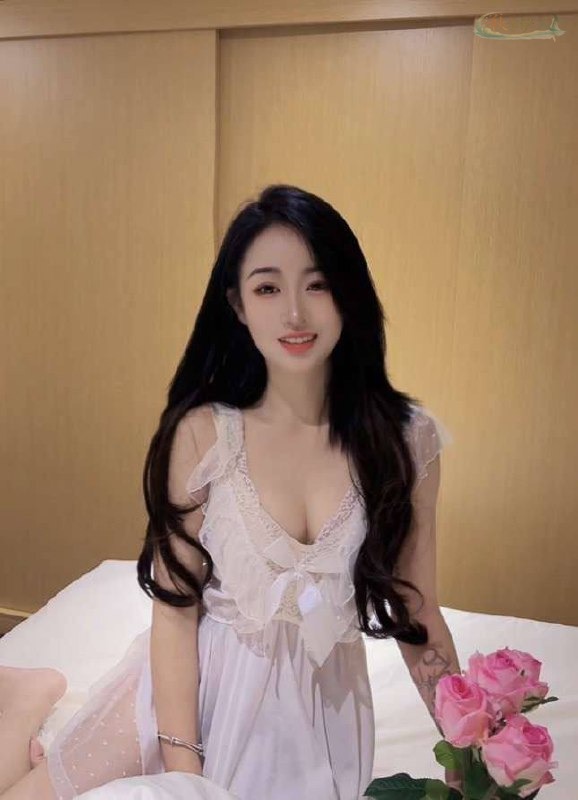 广州气质御姐模特写真街拍
