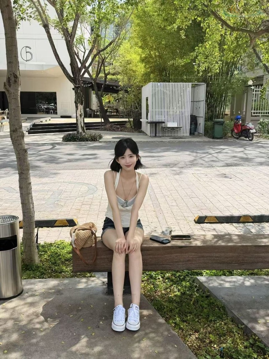北京高挑女模商业拍摄