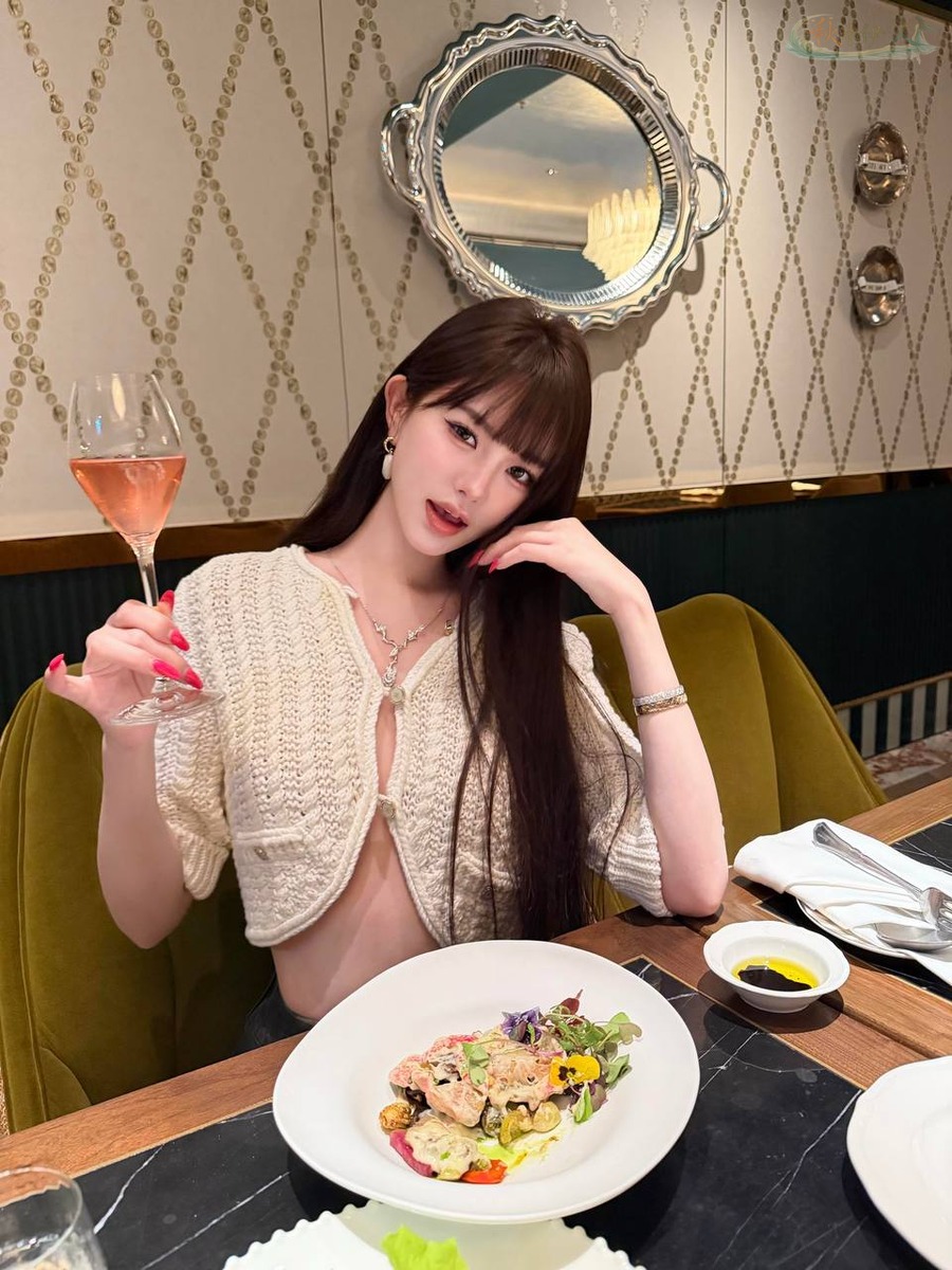 北京大牌穿搭女模写真