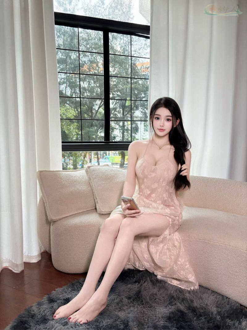 深圳前凸后翘模特样片