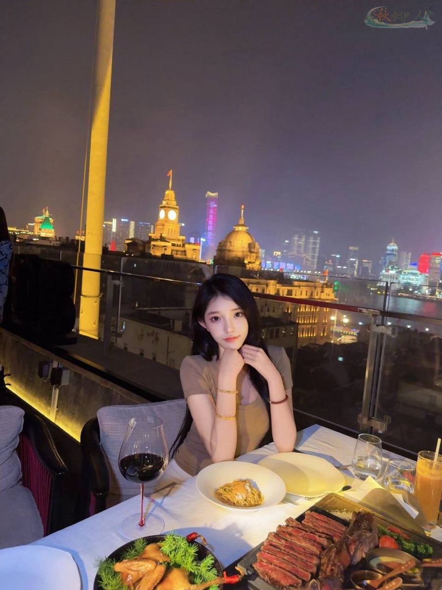 深圳气质少女 初恋感街拍大片