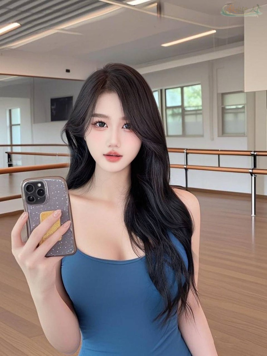 深圳180长腿女神街拍美图