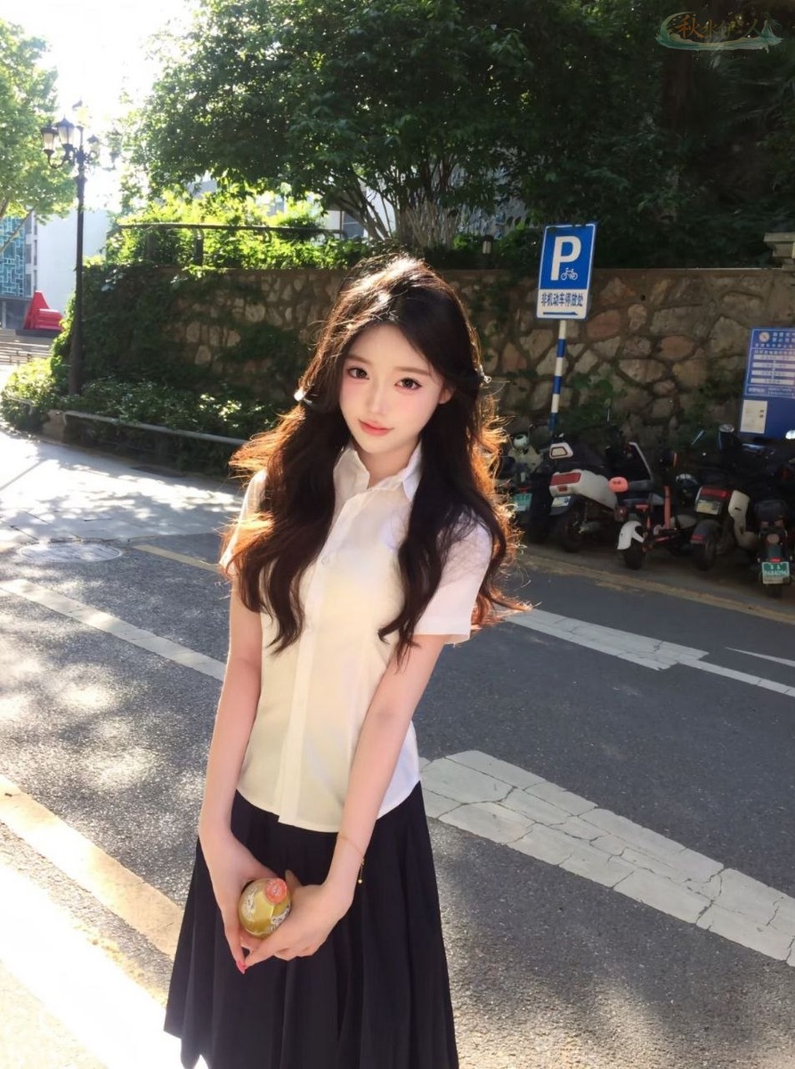 南京校园初恋感女模特写