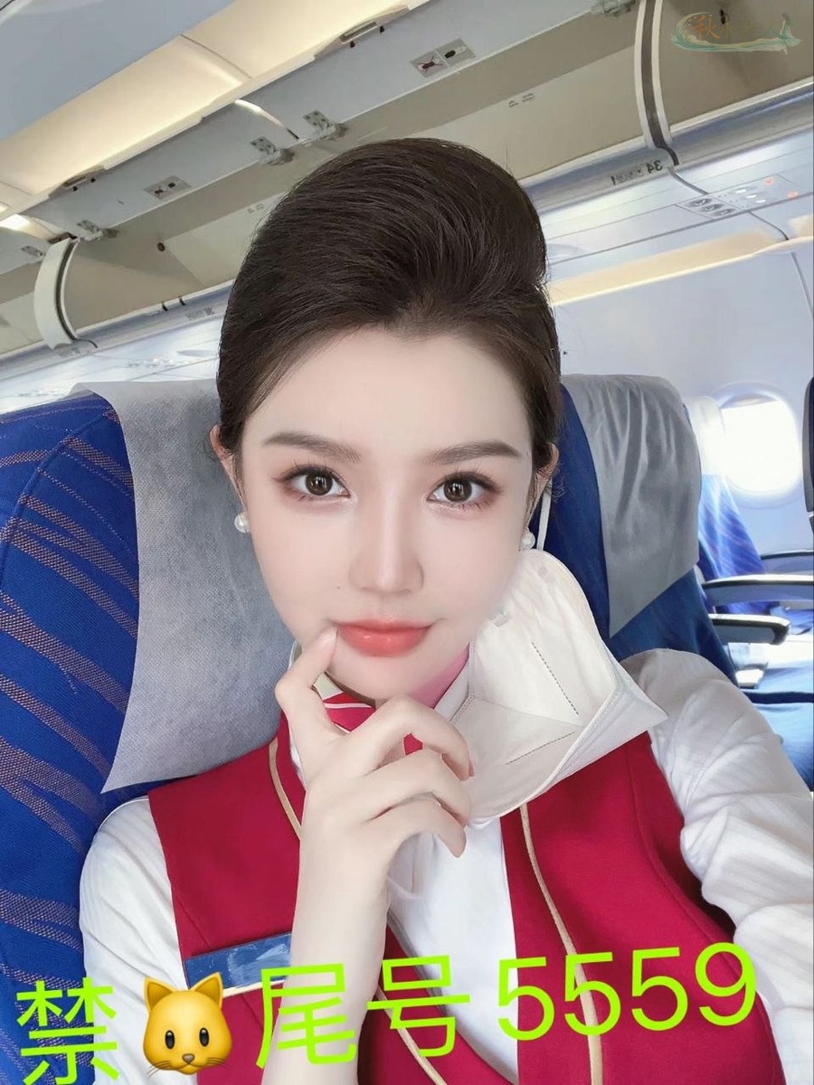 南京御姐模特优雅甜美写真