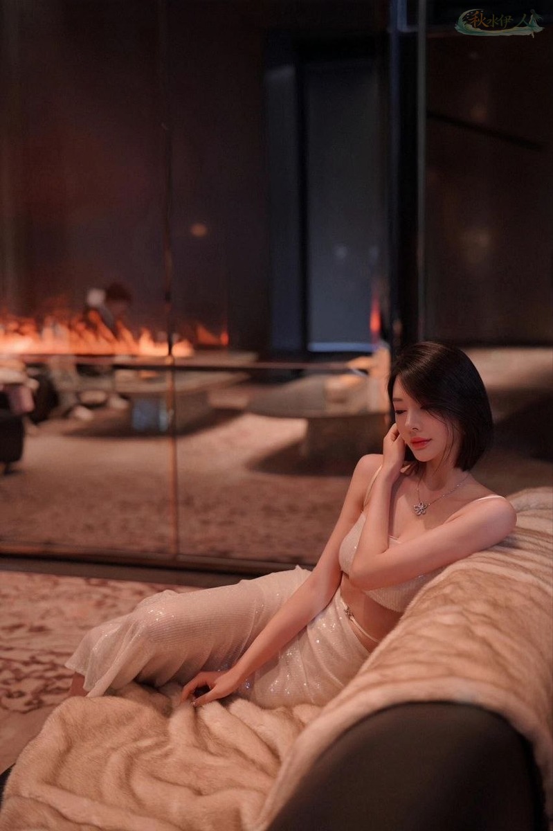 南京无纹身女模纯欲风格照