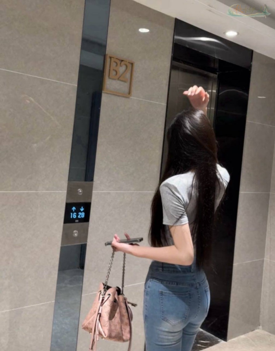 上海高颜值平面模特街拍