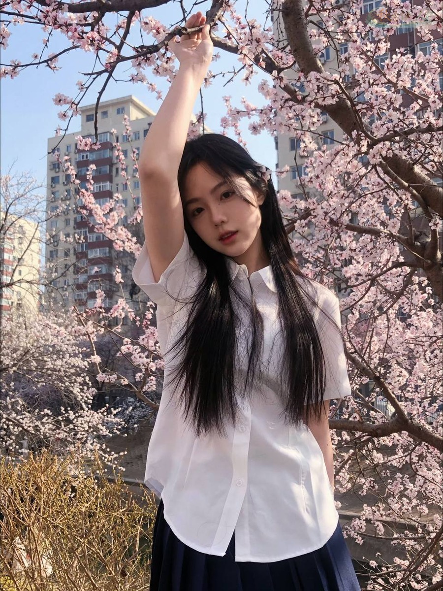 深圳清纯少女天然C杯模特写真
