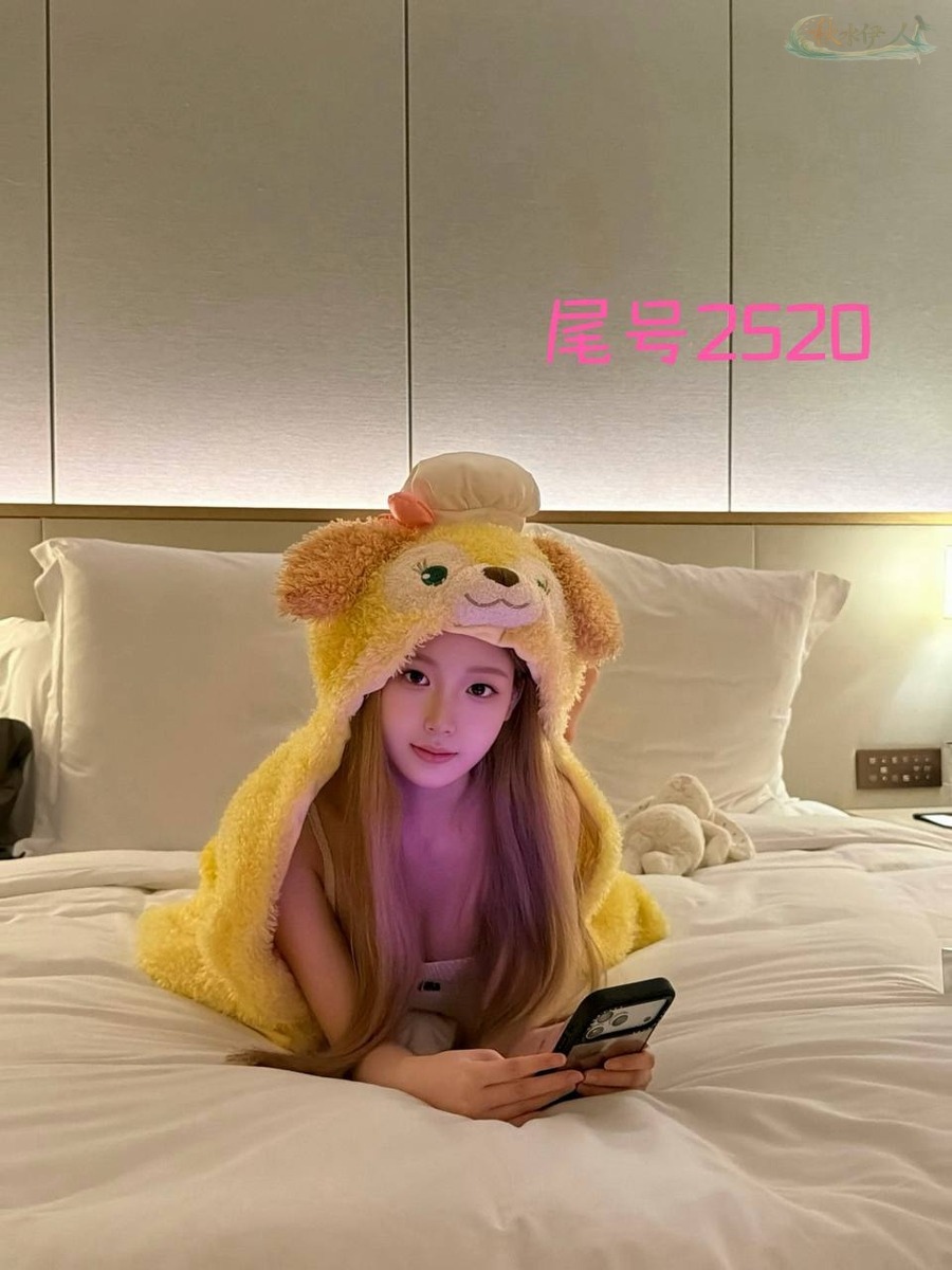 北京高颜值少女模特街拍