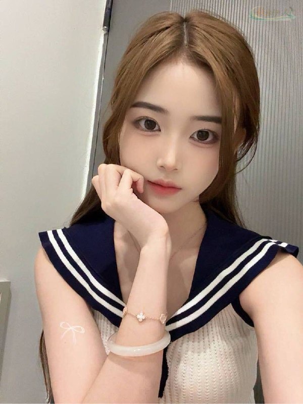 广州温柔气质女模168高挑身材